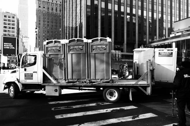 Best Porta potty rental near me  in Elwood, UT